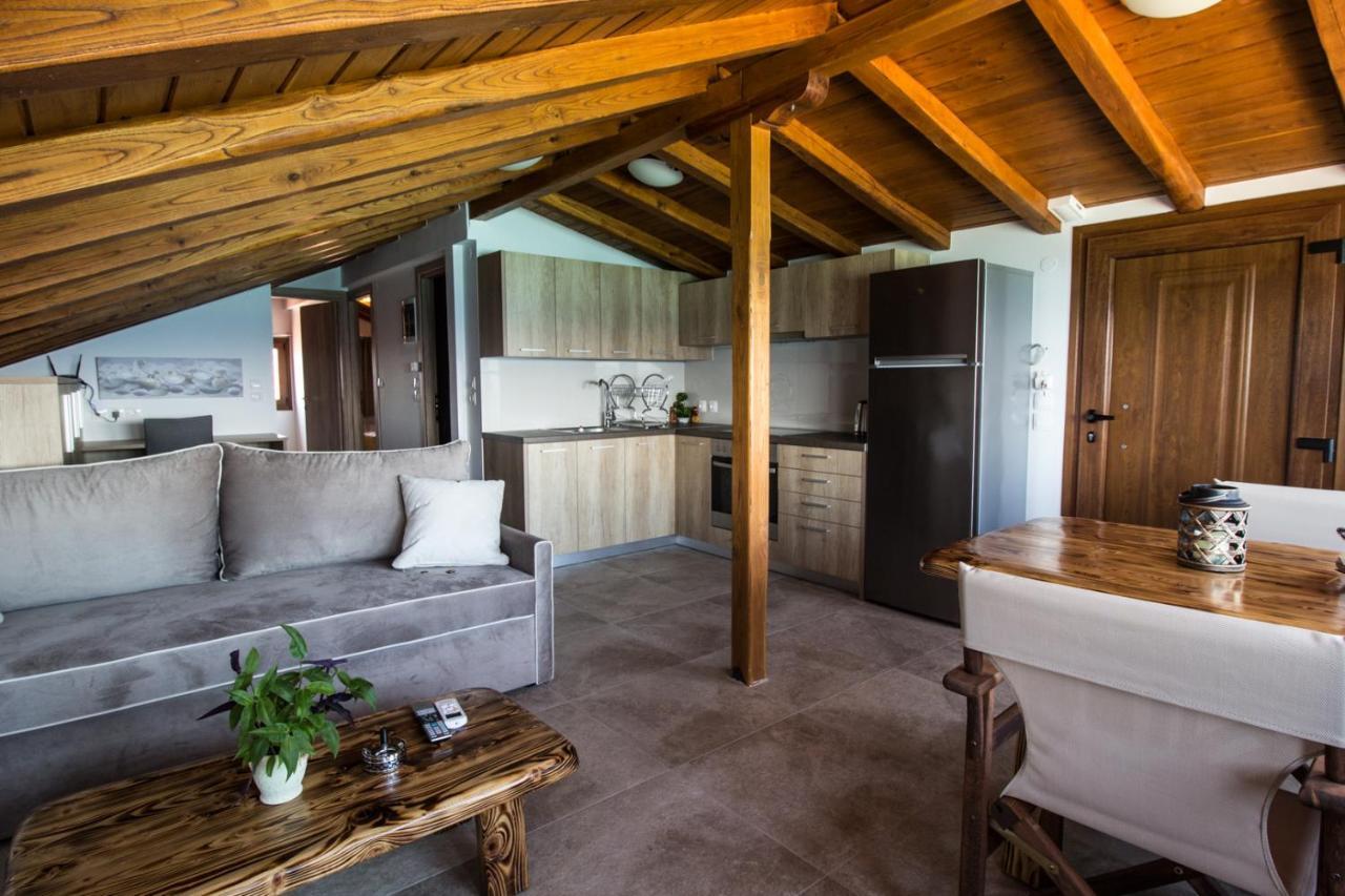 Ferienwohnung Golden Attic Nea Roda Exterior foto